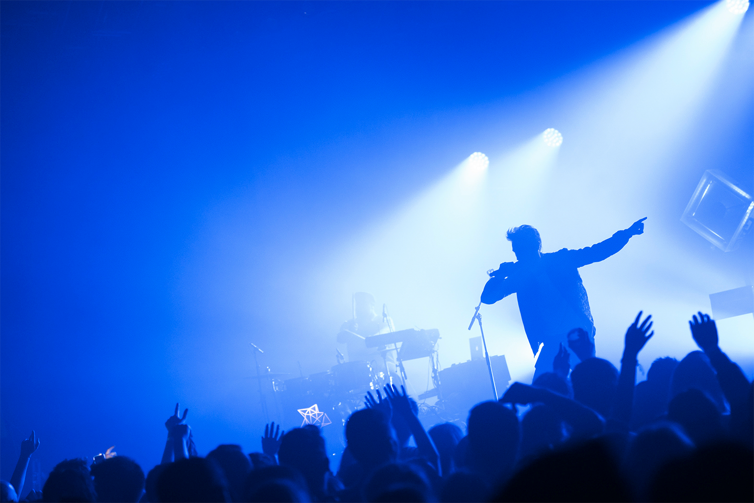 concert-festival-summer-antoine-j-unsplash