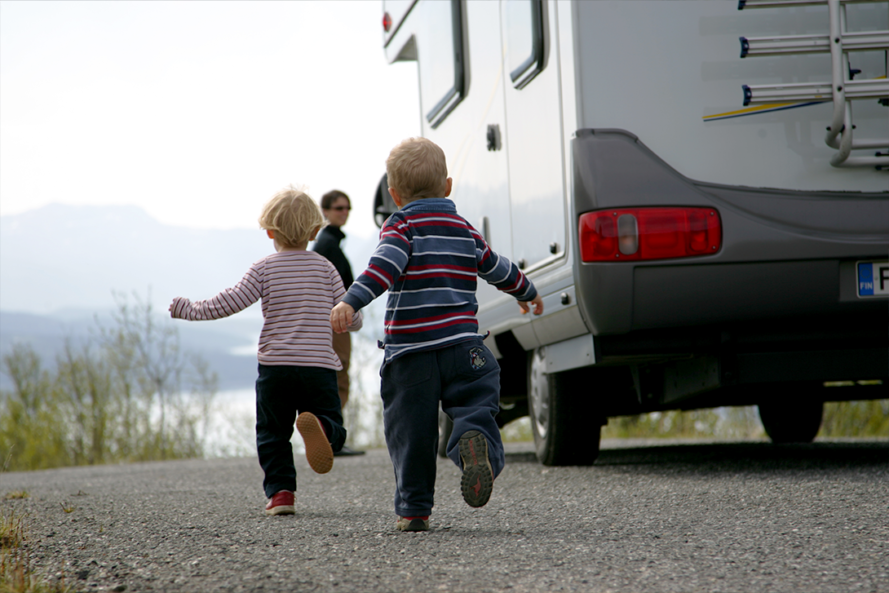 family20travel20children20touring20cars_0