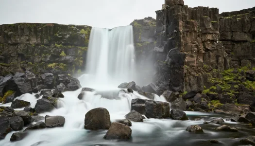 luca-florio-unsplash-Þingvellir-web_0.jpg